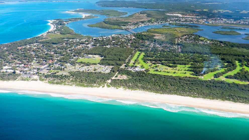 Hawks Nest NSW Find Beaches & Things to Do